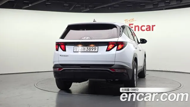 Hyundai Tucson Tucson (NX4) Дизель 2.0 2WD — Фото автомобиля 4