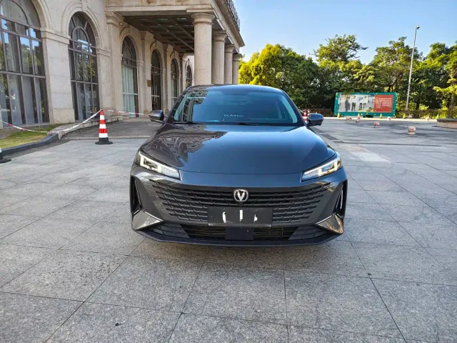 Changan Lamore — Фото автомобиля 2