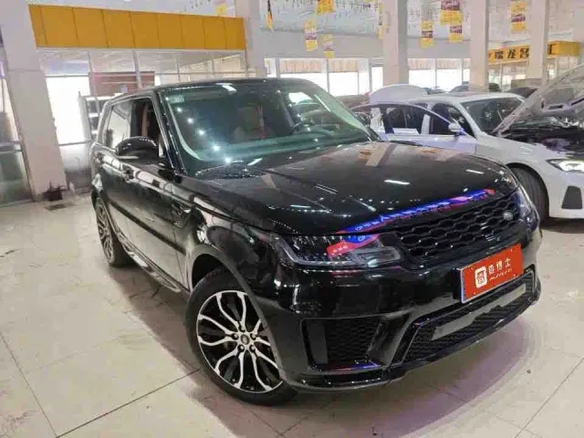 Land Rover Range Rover Sport — Фото автомобиля 5