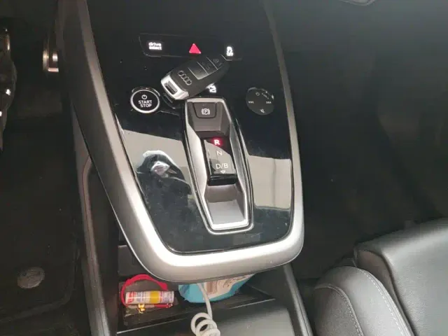 Audi Q5 e-tron — Фото автомобиля 13