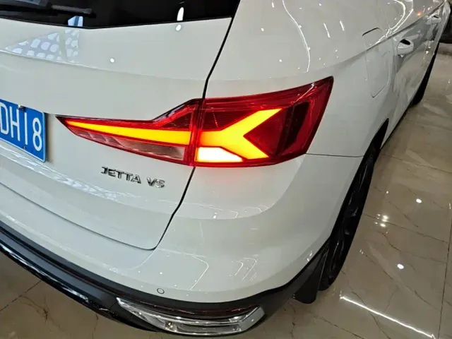 Jetta VS7 — Фото автомобиля 7