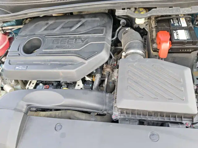 Geely Emgrand S — Фото автомобиля 19