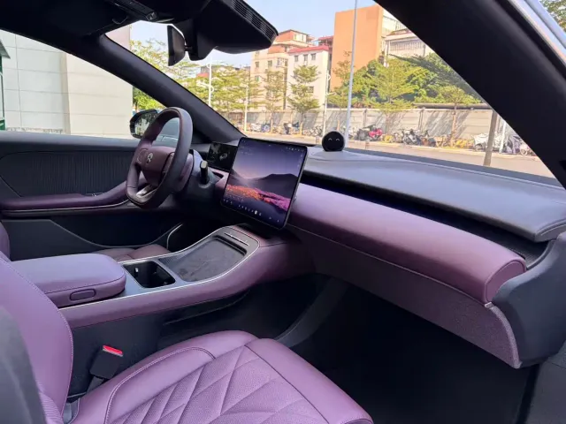 Nio ET5 Touring — Фото автомобиля 18