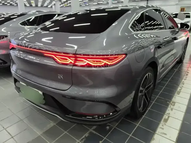 BYD Han — Фото автомобиля 3