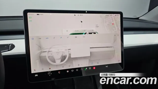 Tesla Model Y — Фото автомобиля 16