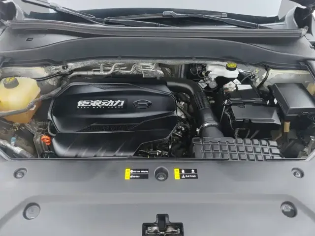 GAC Trumpchi GS8 — Фото автомобиля 10