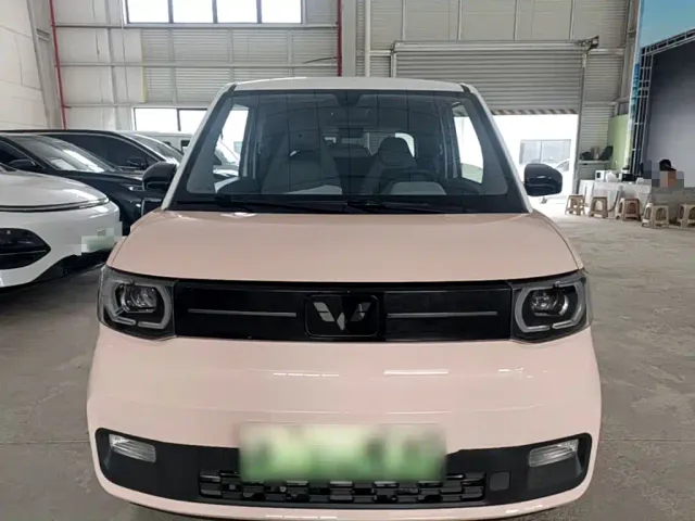 Wuling Hongguang Mini EV — Фото автомобиля 2