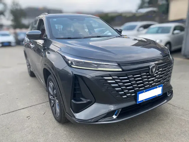 Changan CS75 Plus — Фото автомобиля 3
