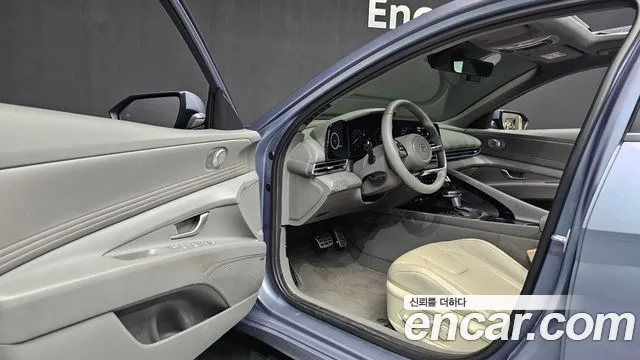 Hyundai AVANTE Новый Avante (CN7) — Фото автомобиля 10