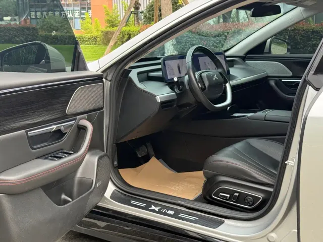 Xpeng P7 — Фото автомобиля 6