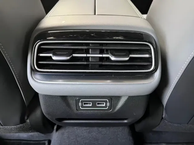 GAC Aion S Plus — Фото автомобиля 12