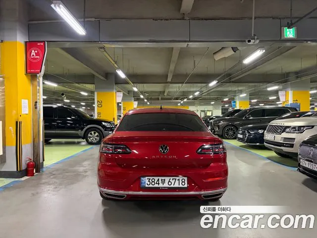Volkswagen Arteon — Фото автомобиля 4