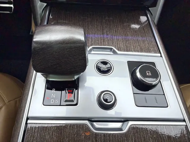 Land Rover Range Rover — Фото автомобиля 13