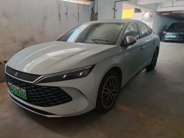 Фотография автомобиля — BYD Qin L