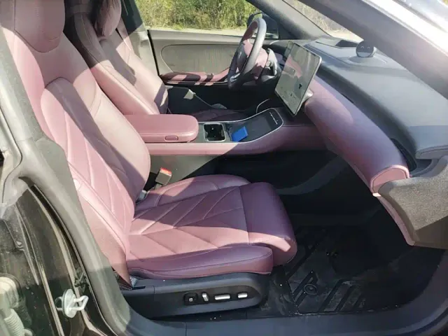 Nio ET5 Touring — Фото автомобиля 24