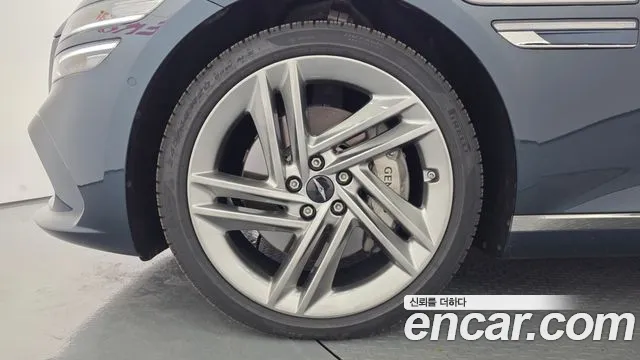 Genesis G80 Бензин 3.5 турбо AWD — Фото автомобиля 5