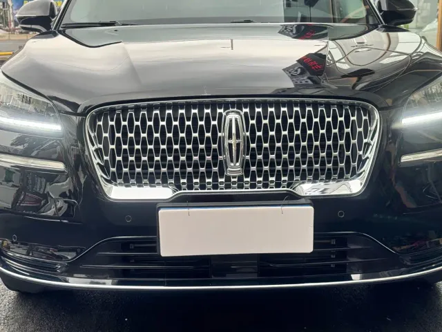 Lincoln Corsair — Фото автомобиля 6