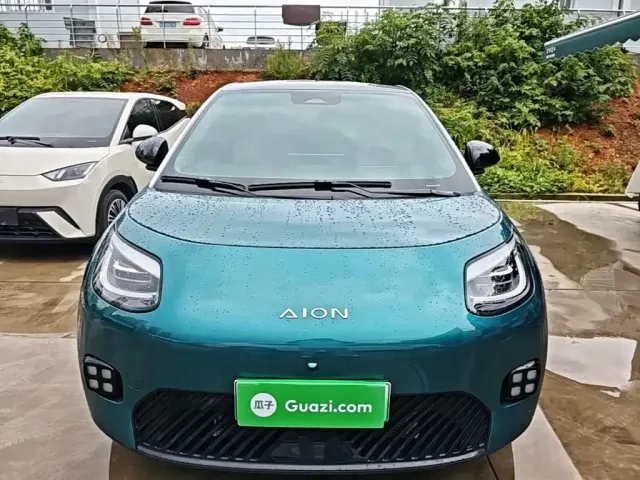 GAC Aion UT — Фото автомобиля 2