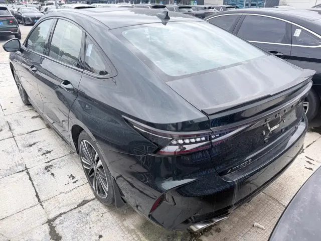 Chery Arrizo 8 — Фото автомобиля 7