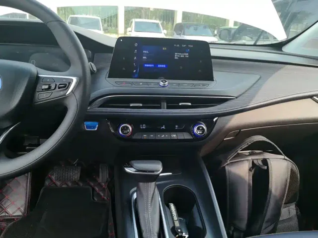 Buick Velite 6 — Фото автомобиля 12