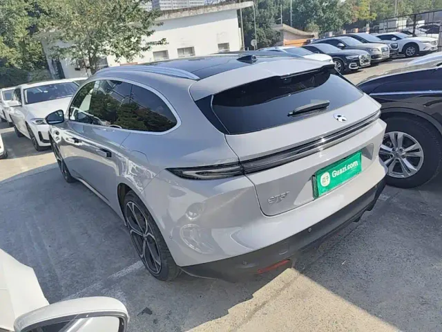 Nio ET5 Touring — Фото автомобиля 4