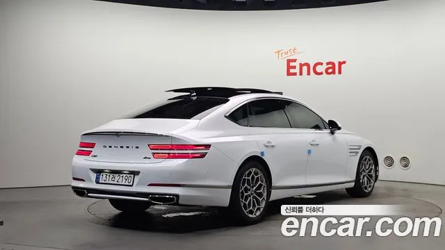 Genesis G80 Бензин 2.5 турбо AWD — Фото автомобиля 2