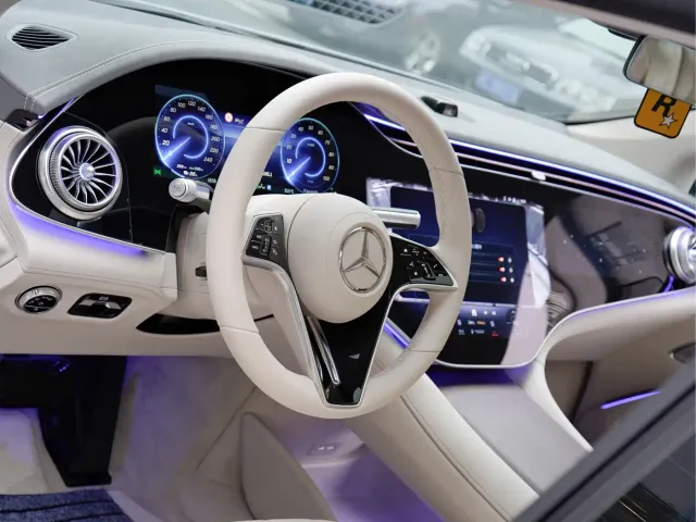 Mercedes-Benz EQS — Фото автомобиля 10