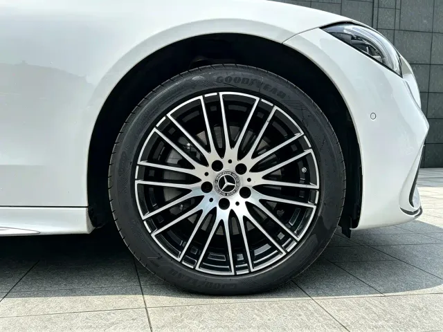 Mercedes-Benz C-Class — Фото автомобиля 17