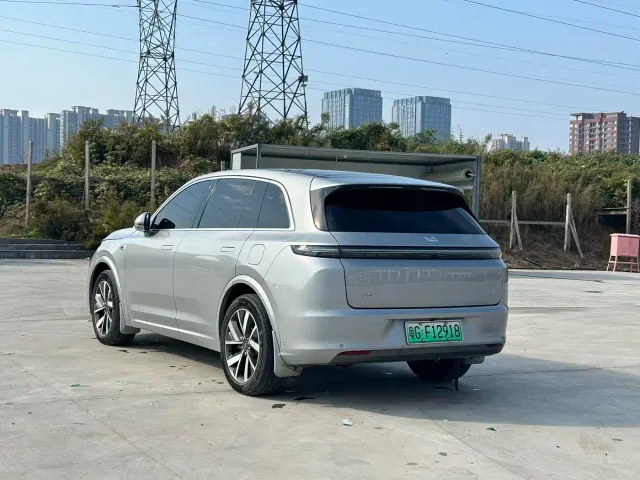 Li Auto L7 — Фото автомобиля 7