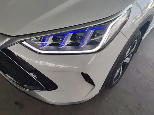 BYD Song PLUS — Фото автомобиля 23