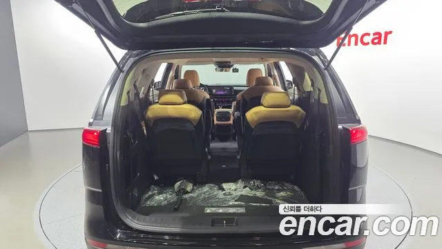 Kia Carnival Generation 4 — Фото автомобиля 26