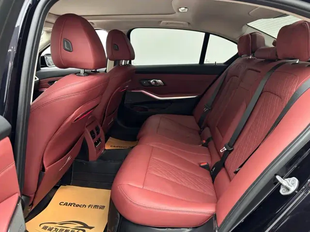 BMW 3 Series — Фото автомобиля 9