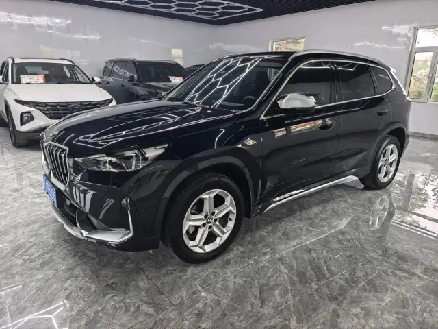 BMW X1 — Фото автомобиля 3