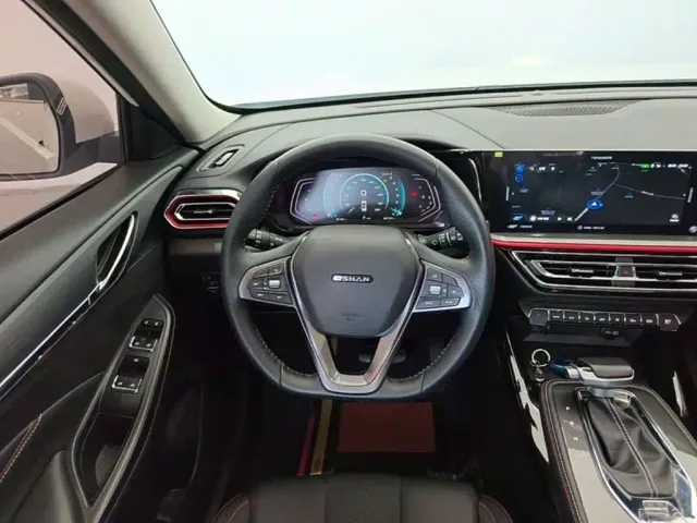 Changan Oushang X5 — Фото автомобиля 10