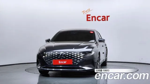 Hyundai Grandeur Новый Grandeur IG — Фото автомобиля 2