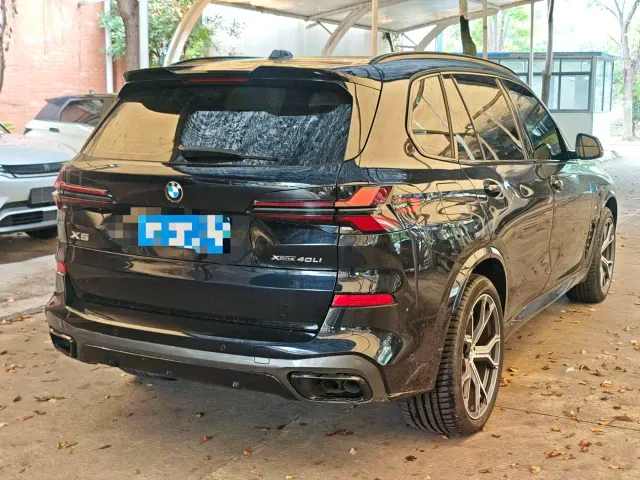 BMW X5 — Фото автомобиля 3