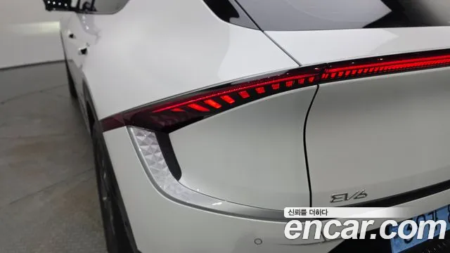 Kia EV6 — Фото автомобиля 19