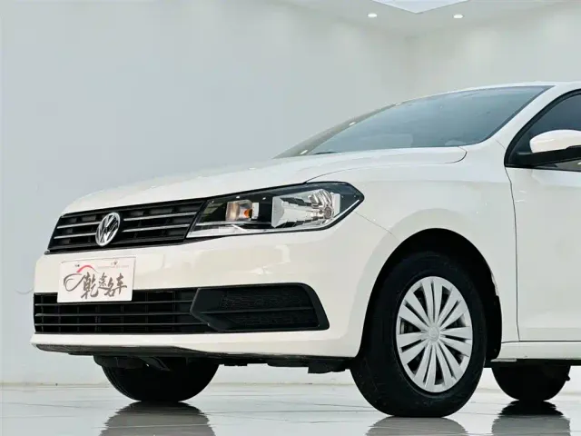 Volkswagen Santana — Фото автомобиля 8