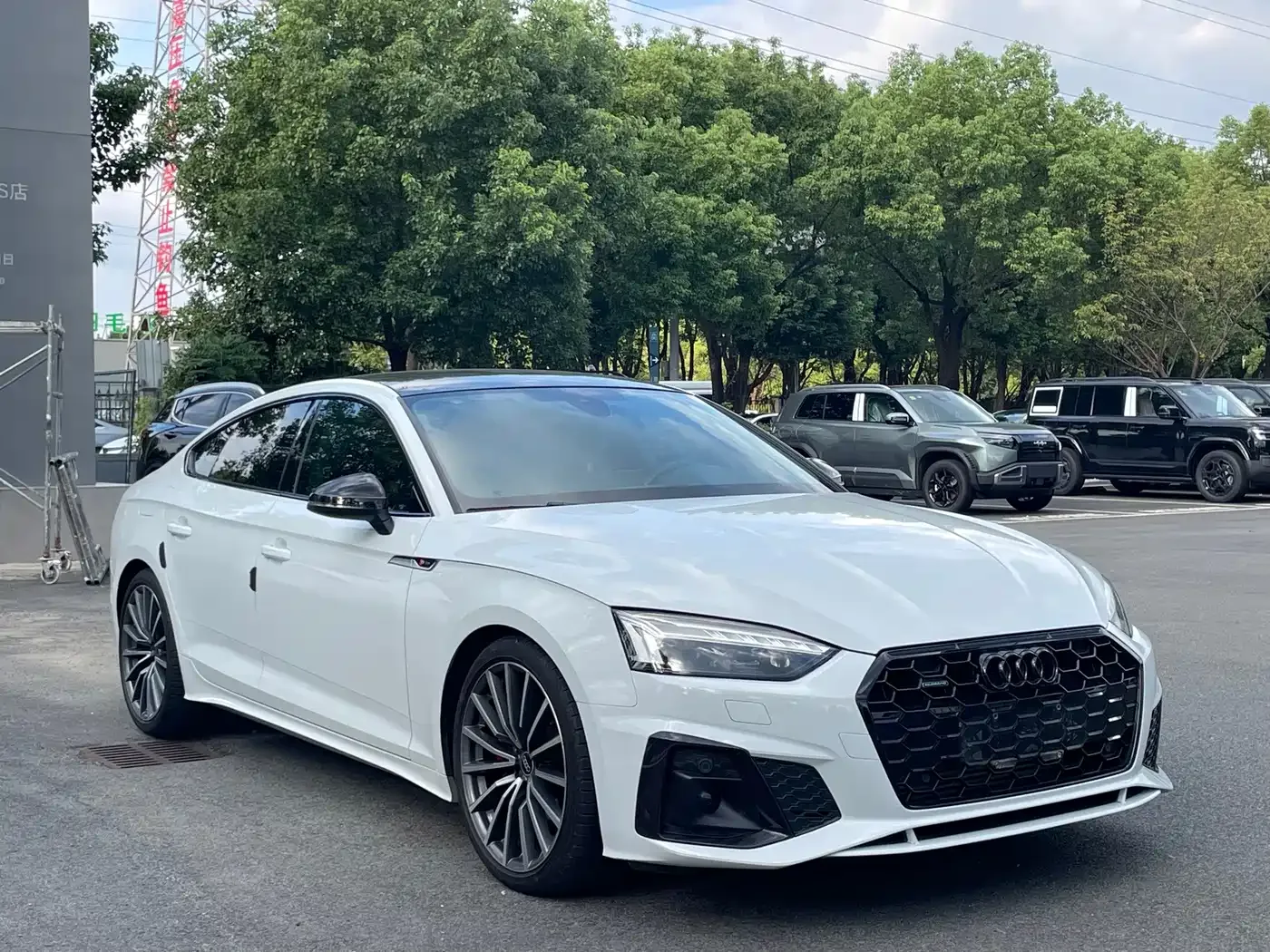 Audi Audi A5 (Import) 2023 Sportback 40 TFSI quattro Luxury Dynamic — Фото автомобиля 3