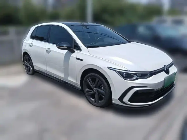 Volkswagen Golf — Фото автомобиля 23