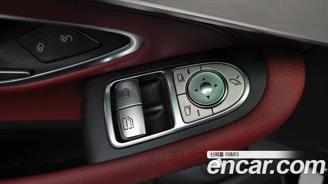 Mercedes-Benz C-Class — Фото автомобиля 26