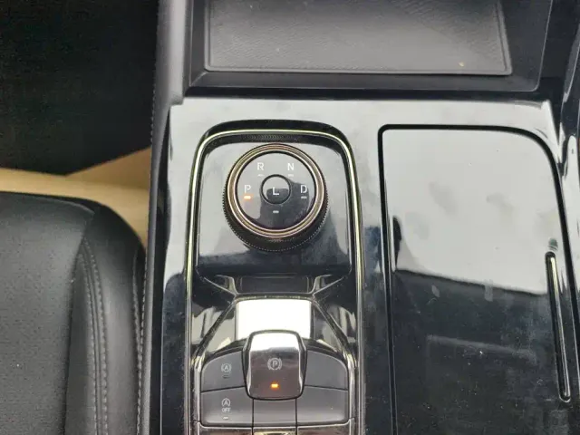 Ford Lingrui 2022 EcoBoost 170 Platinum — Фото автомобиля 16