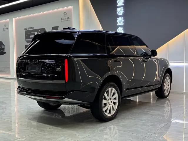 Land Rover Range Rover — Фото автомобиля 11