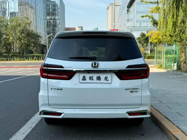 Honda Odyssey — Фото автомобиля 19