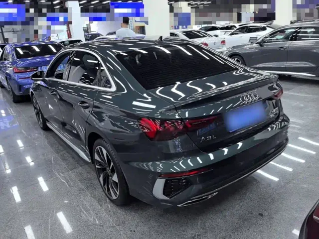Audi A3 — Фото автомобиля 4