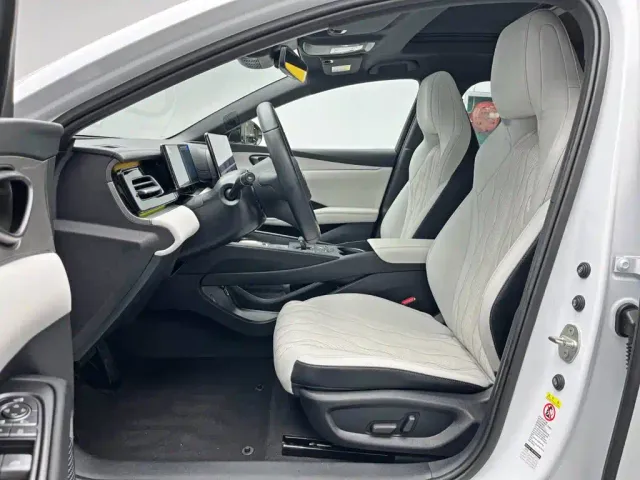 BYD Seal 06 New Energy 2024 DM-i 120KM Flagship — Фото автомобиля 14