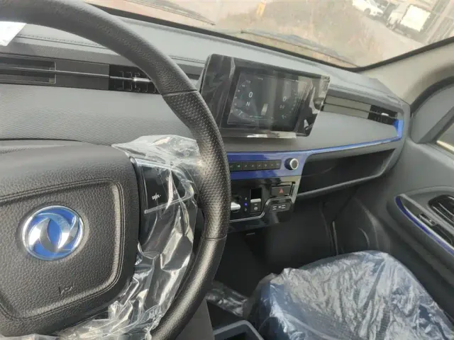 Dongfeng Yufeng EM27 — Фото автомобиля 9