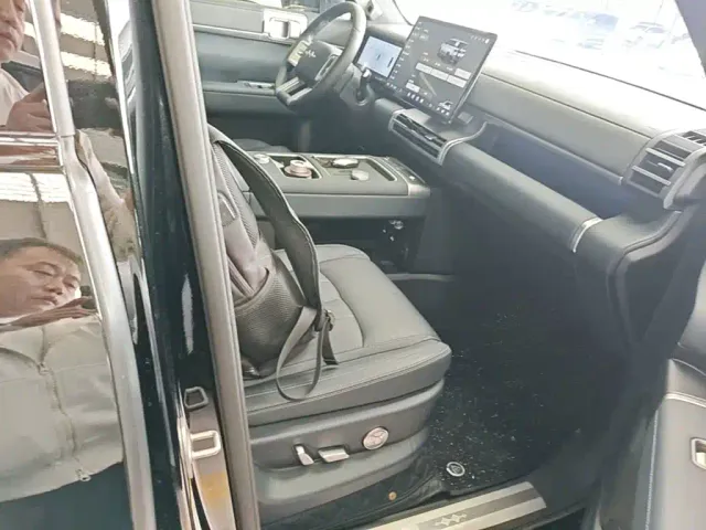 BYD FangChengBao Titanium 7 — Фото автомобиля 24