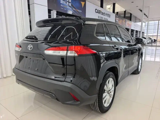 Toyota Corolla Cross — Фото автомобиля 5