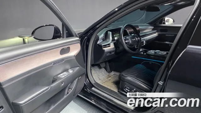 Genesis G90 RS4 — Фото автомобиля 15